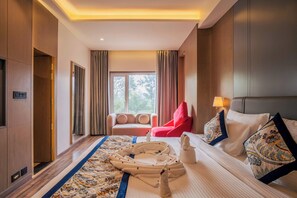 Íróasztal, vasaló/vasalódeszka és ingyenes wifi