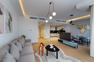 Premium Apartment, 3 Bedrooms, City View | Free WiFi, bed sheets