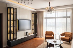 Familienapartment, 2 Schlafzimmer | Wohnbereich