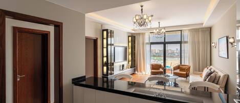 Appartement familial, 2 chambres | Cuisine privée | Réfrigérateur, four à micro-ondes, surface de cuisson