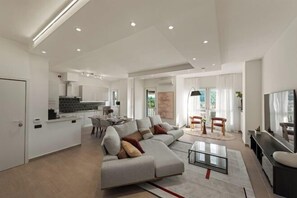 Cots/infant beds - The Como Hillview Apartment by Aura Luxury Collection (Como)