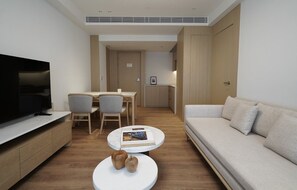 Desk, laptop workspace, free WiFi