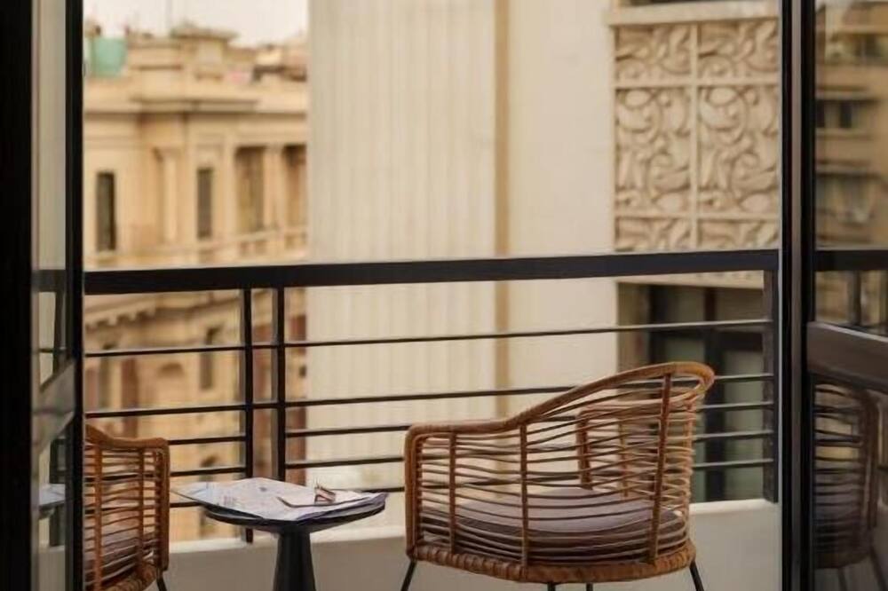 Brassbell Downtown Kasr Living