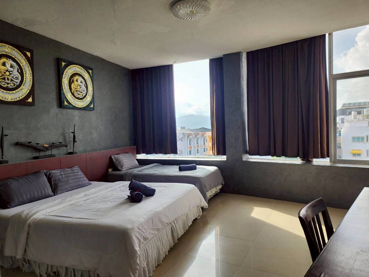 Kamar Triple Keluarga | Meja kerja dan Wi-Fi gratis