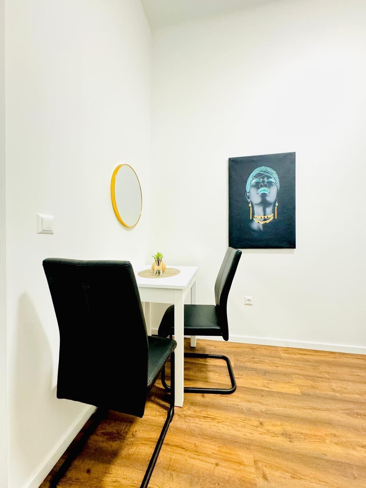 Basic Apartment | Iron/ironing board