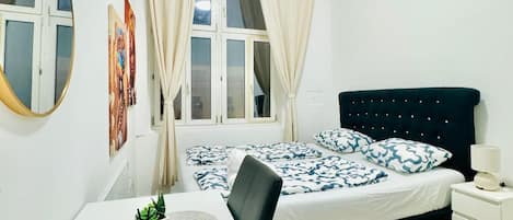 Basic-Apartment | Bügeleisen/Bügelbrett