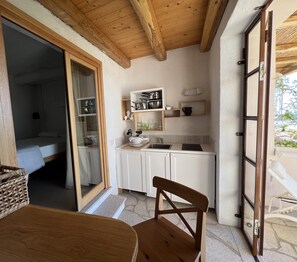 Chambre Double Deluxe, vue mer | Cuisine privée