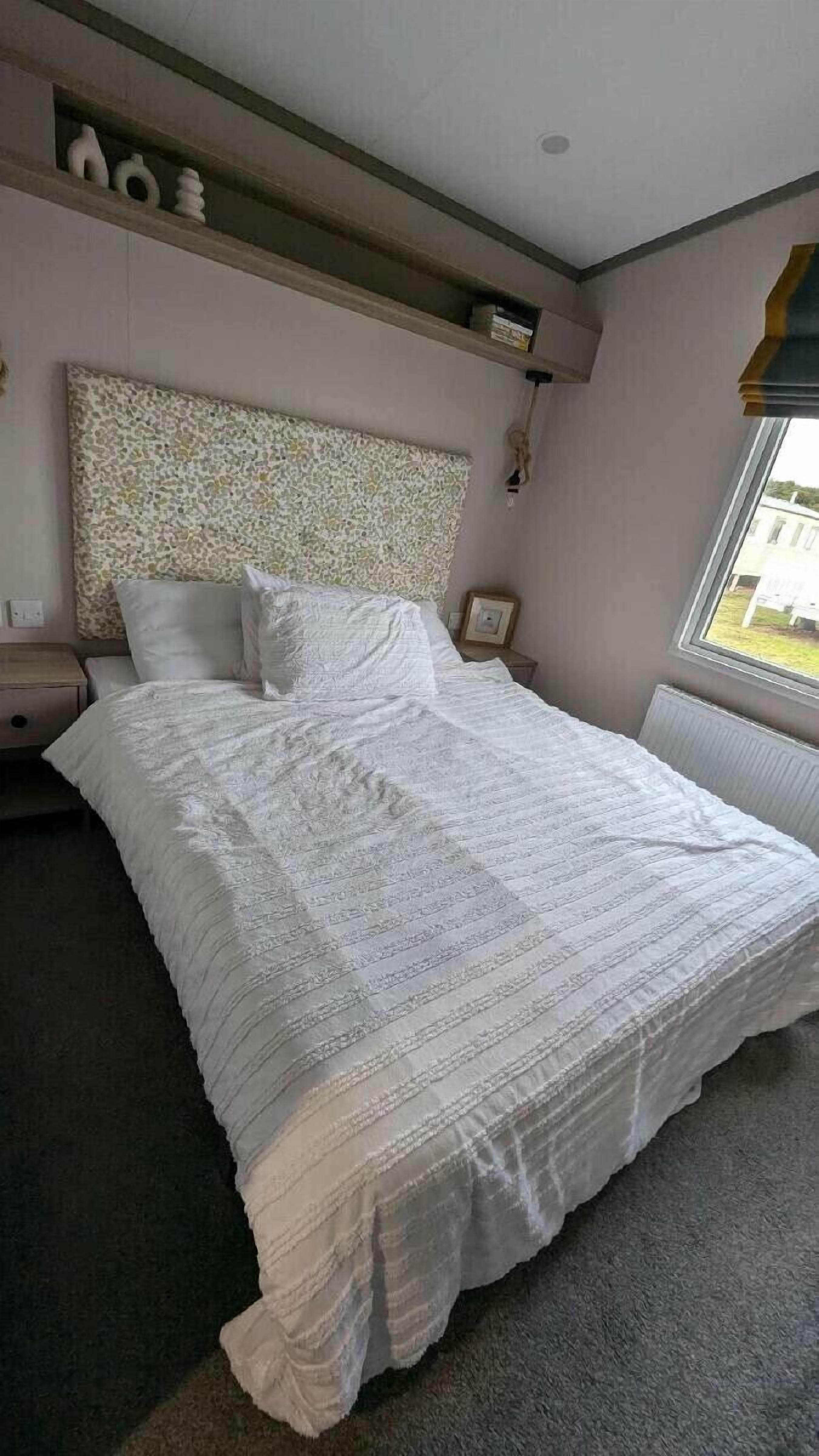 3 quartos, individualmente decorados, individualmente mobiliados
