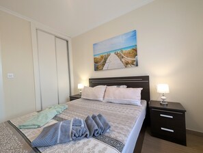 2 Schlafzimmer, Bügeleisen/Bügelbrett, WLAN, Bettwäsche