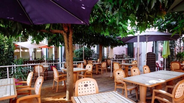 Utendørsservering