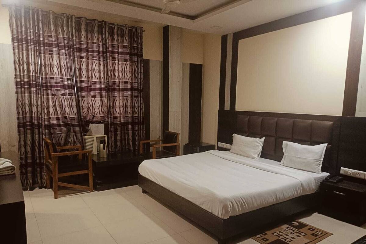Deluxe Double Room, City View | Free WiFi