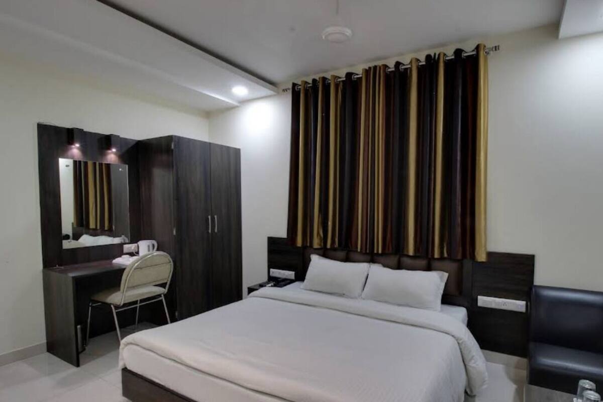 Signature Single Room | Free WiFi