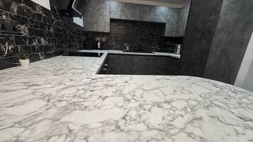 Comfort Apartment, 2 Bedrooms, Non Smoking, Kitchen | Private kitchen