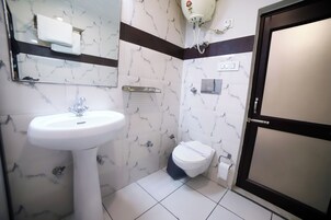 Double Room | Bathroom | Shower, slippers, towels, soap