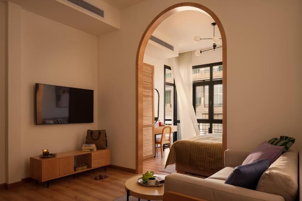 Studio | Living area