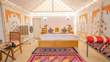 Tent | Rollaway beds, free WiFi, bed sheets