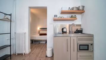 Comfort Triple Room, City View