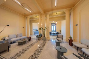 Interior - Brassbell Grey Studio CornicheAlexandria (Alexandria)