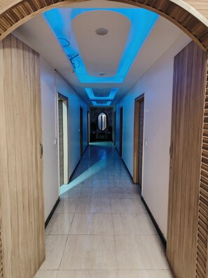 Street view - Hotel Mahal At Near By Airport  (New Delhi)