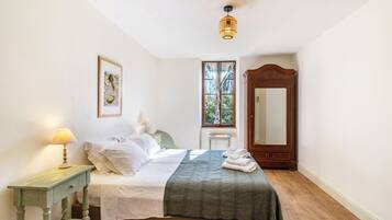 2 Schlafzimmer, Bügeleisen/Bügelbrett, WLAN, Bettwäsche