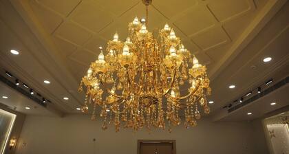 The Apline Hotel Aligarh