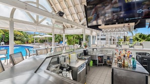 Poolside bar - The Moorings Yacht Club Hotel (Road Town)