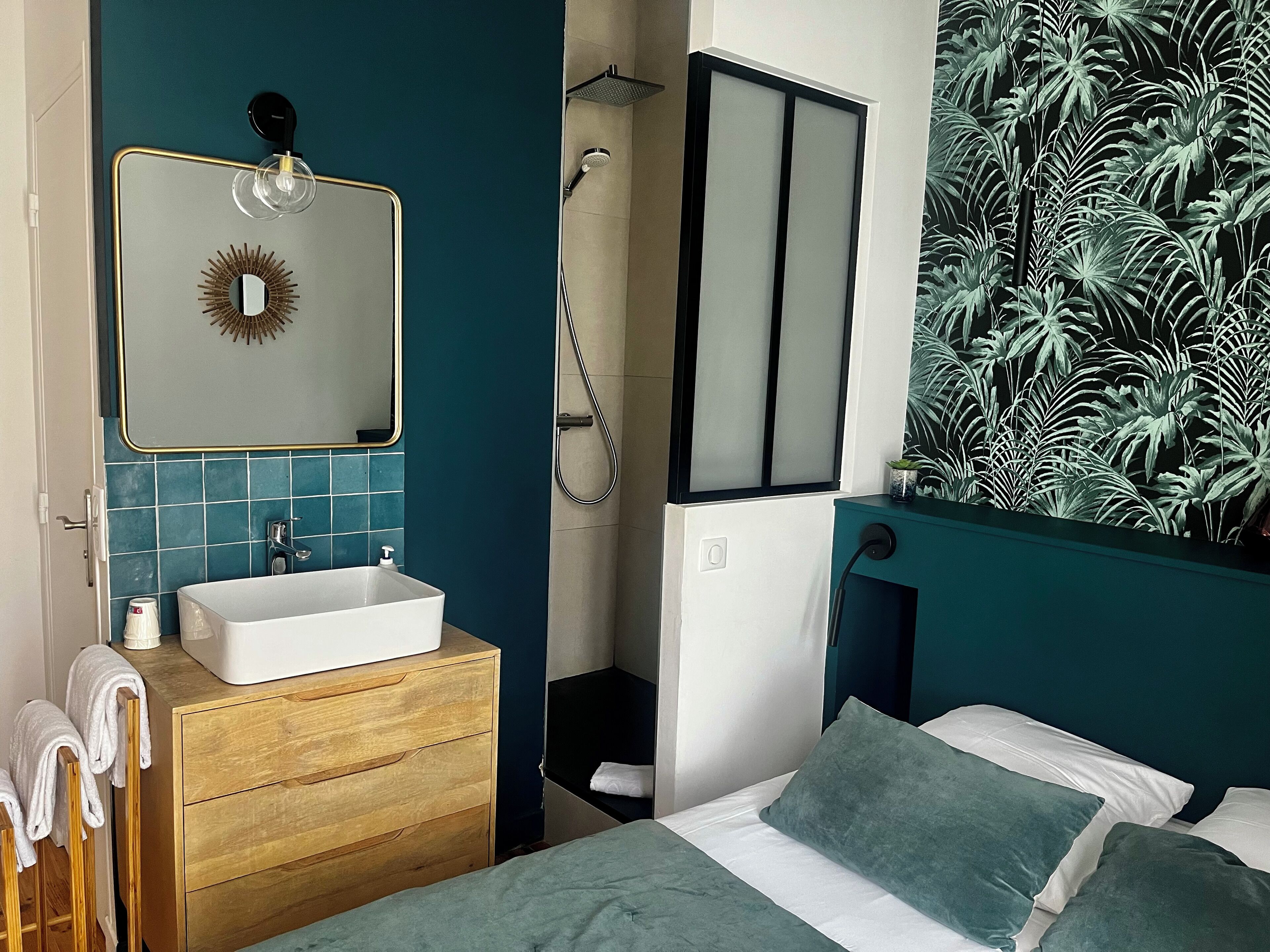 Superior-Doppel- oder -Zweibettzimmer