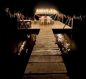 屋外ダイニングエリア