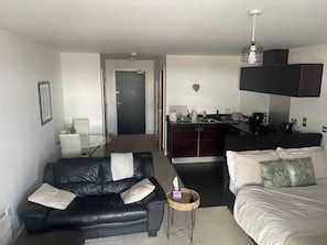 Living room - Home Away From Home 1 Bed Studio on Broad Street (Birmingham)