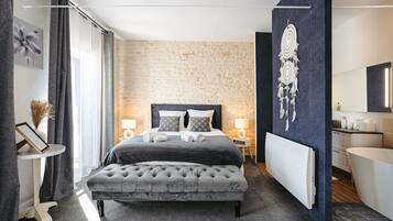 1 chambre, fer et planche Ă repasser, Wi-Fi, draps fournis