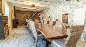 تناول الطعام