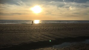 Beach nearby - Luxury apartment 4P with wellness access, 2 bedrooms, 2 x bathroom, WLAN, parking permit (Egmond aan zee)