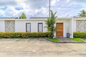 Fachada da propriedade