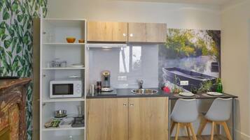 Appartement, vue cour intérieure | Cuisine privée