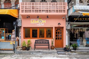 واجهة المنشأة