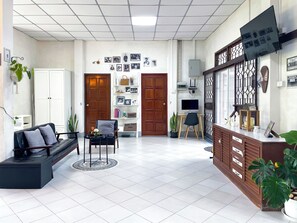 House | Living area - Silpasom ARTstay Suratthani (Phunphin)