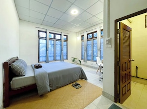 House | Iron/ironing board, free WiFi - Silpasom ARTstay Suratthani (Phunphin)