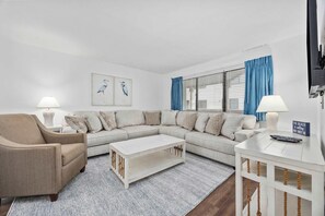 TV - Sunset Breeze Steps from Beach, Pet Friendly (Myrtle Beach)