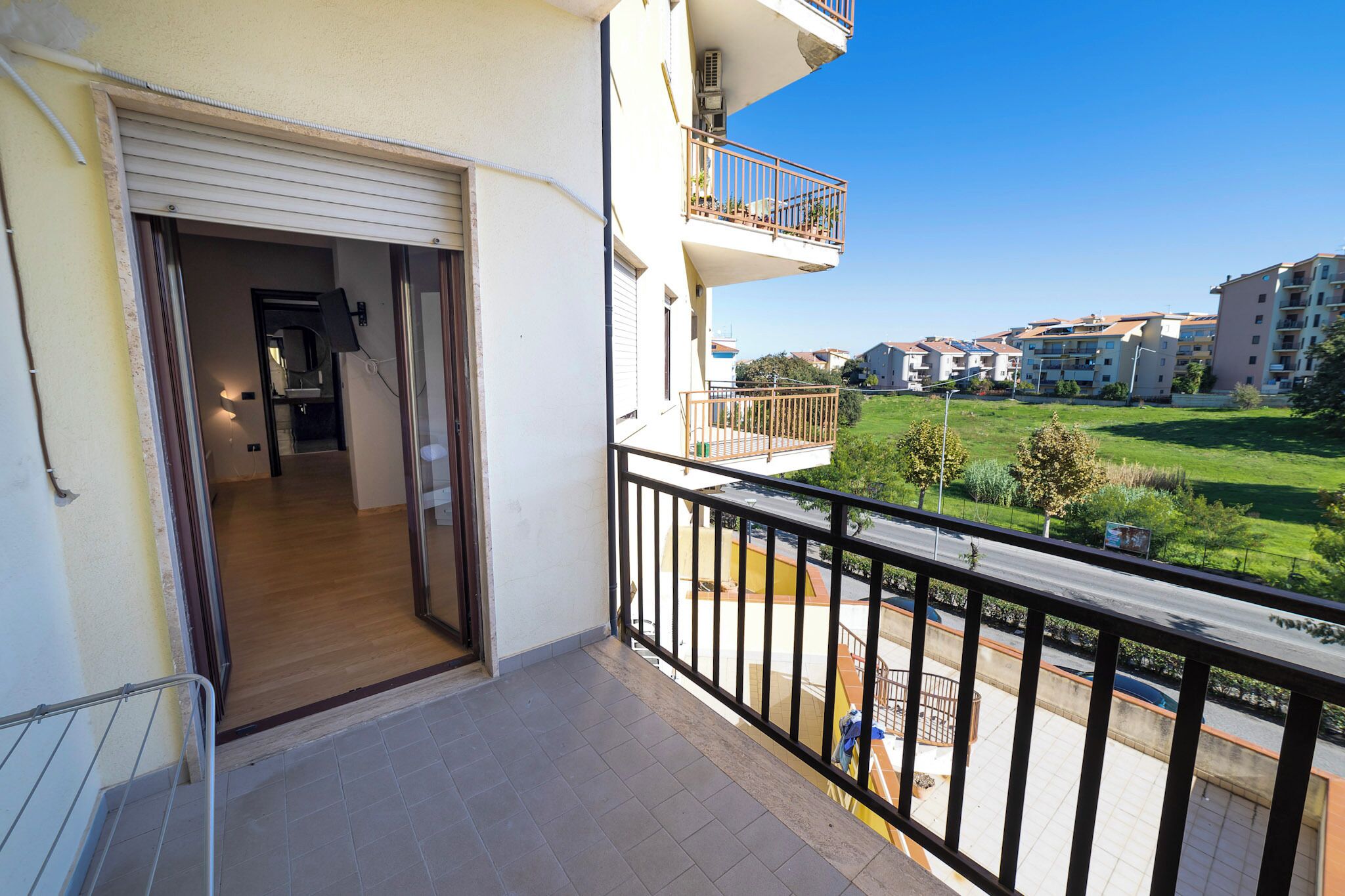 Apartamento, balcón, vistas a la ciudad | Balcón