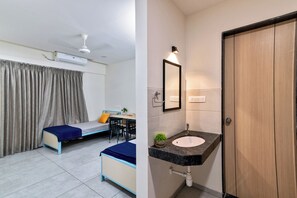 Double Room | Bathroom