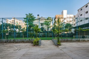 Bahagian luar