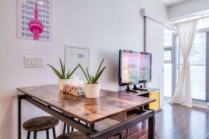 تناول الطعام