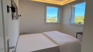 5 chambres, fer et planche Ă repasser, Wi-Fi, draps fournis