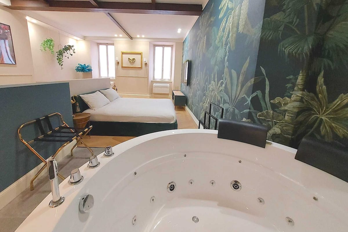 Luxury-Studiosuite | Eigener Whirlpool