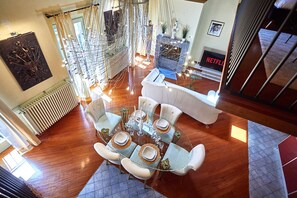 Luxury-Penthouse, Stadtblick | Wohnbereich