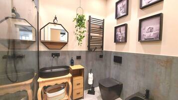 Suite monolocale Luxury | Bagno | Asciugacapelli, asciugamani