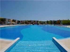 Apartment, 1 Bedroom, Accessible, Terrace | Pool | Outdoor pool - Laid-back Orada Apartment Studio (Albufeira)