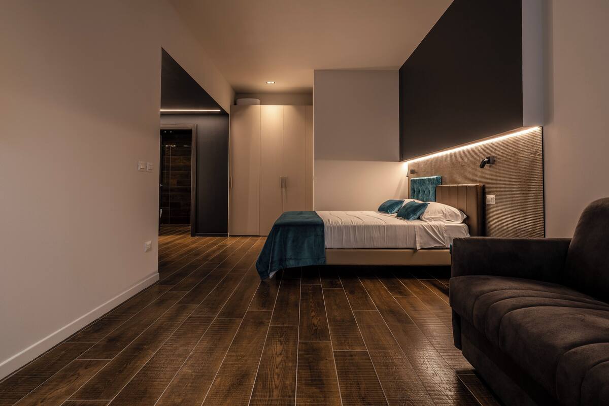 Appartement, 1 tweepersoonsbed | Een kluis op de kamer, verduisterende gordijnen, geluiddichte muren