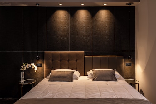 Astoria Boutique Apartments