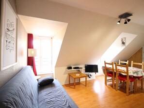 Interior - Central F1 bis apartment with WIFI, pets allowed (Mont-Dore)